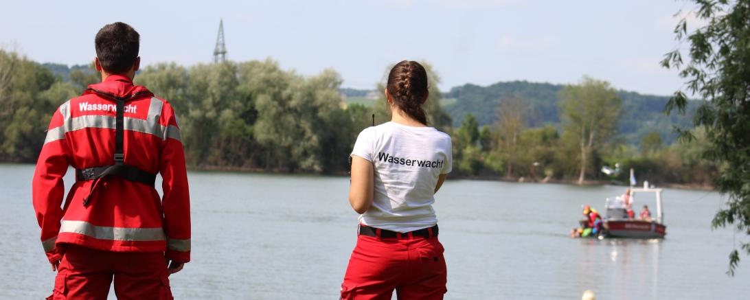 Wache am Wasser und vom Ufer alles gut im Blick! 