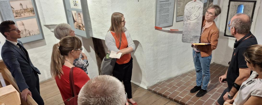 Bei der Eröffnung der Sonderausstellung erfuhren die Gäste vieles über „Grenzen“, weit über die Stadtmauer hinaus.