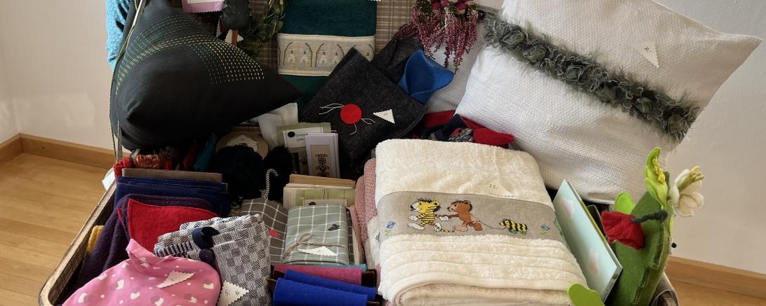 Alles was verkauft werden soll, muss in einen Koffer passen. 