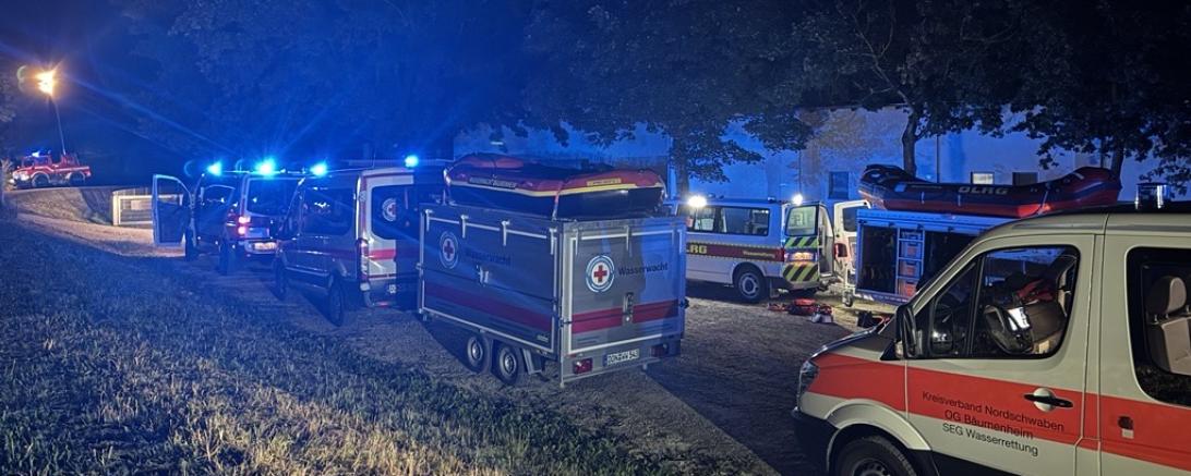Auch Wasserwacht und DLRG kommen bei der Suche zum Einsatz.