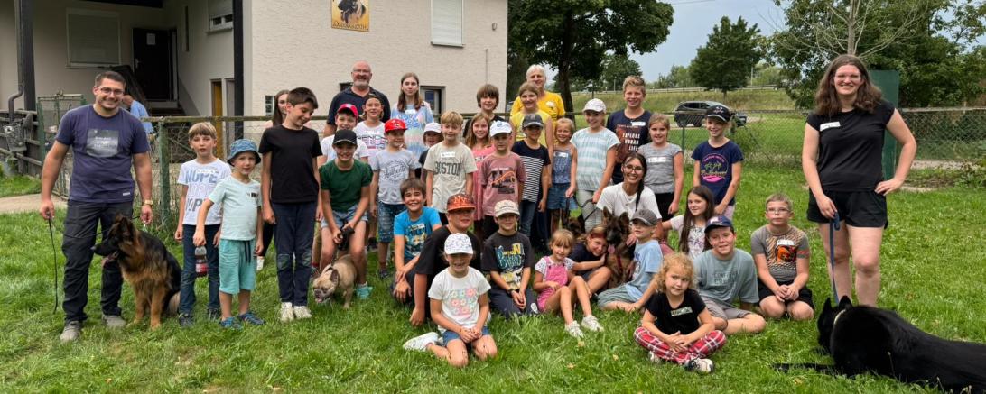 Ein toller Tag für Kinder und Hunde.