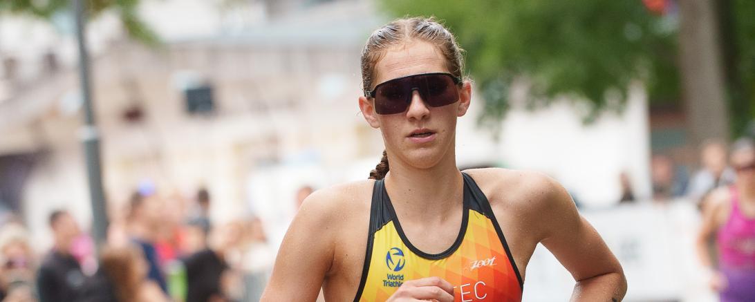 Die Triathletin Giulia Göttler vom TSV Harburg startete zum Saisonabschluss beim Junioren Europa Cup im slowenischen Bled. 