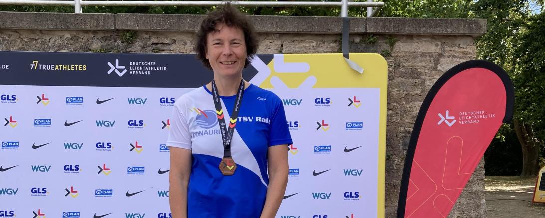 Karola Wollner bei den Deutschen Master Meisterschaften in Gotha auf Platz drei.