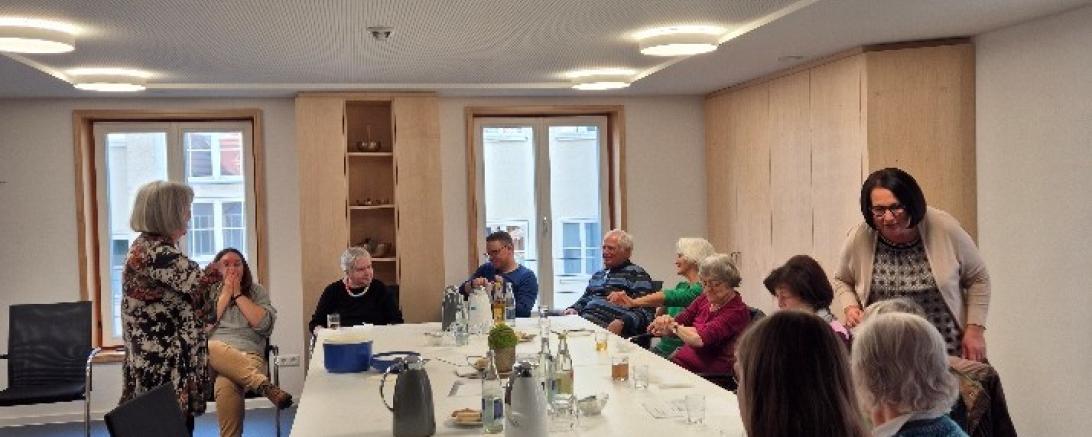 Die Besucherinnen und Besucher der Aromapflege hatten die Möglichkeit, wohltuende Düfte und neue Pflegeprodukte kennenzulernen. 