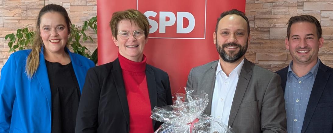 Claudia Müller (2.v.l.) war bei der Nominierung von Daniel König (2.v.r.) ebenfalls zugegen.