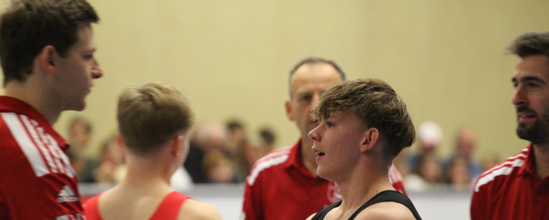 Ferrie Blümel freut sich über eine gelungene Reckübung