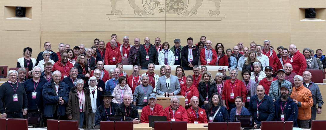 Die Gäste freuten sich über die Einblicke und en Austausch mit Staatsminister Dr. Fabian Mehring
