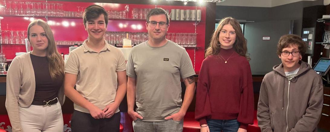 Die Mitglieder der JU Rain stehen hinter dem CSU-Bürgermeisterkandidat Manuel Paula (mitte). 