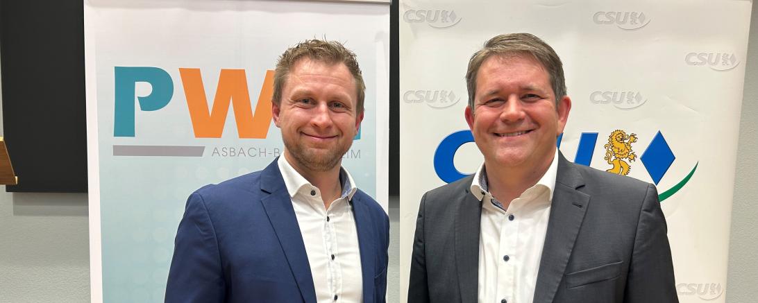 PWG und CSU setzen bei der Kommunalwahl 2026 in Asbach-Bäumenheim auf einen gemeinsamen Kandidaten. Für die beiden Parteien geht der 41-jährige Florian Mittler (links) ins Rennen. Auf dem Bild zu sehen ist Mittler gemeinsam mit Spitzenkandidat Andreas Mayer (CSU).
