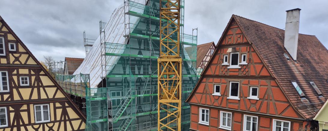 Aufstellung einer  Betonpumpe