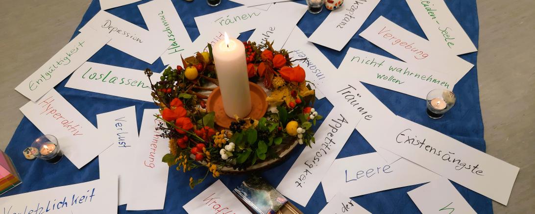 Geschlossener Trauerkreis 