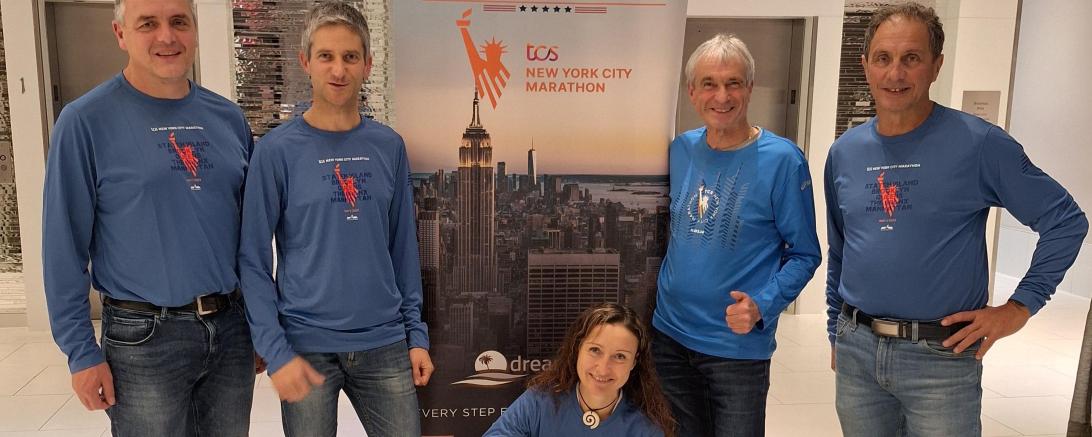 Auf dem Foto vor dem Start von links Martin Beck, Martin Rommel, Regina Mayershofer, Hans Niederhuber und Georg Eberhardt.