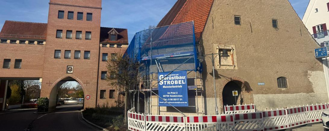 Der Spitalstadel in Rain ist derzeit aus Sicherheitsgründen abgesperrt.