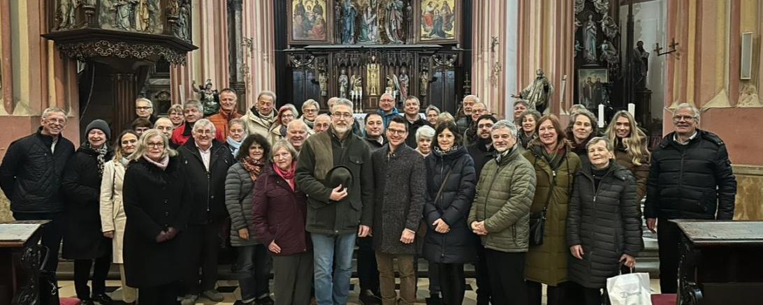 Die Nördlinger Reisegruppe mit Oberbürgermeister David Wittner 