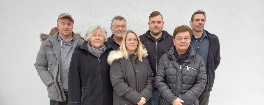 Auf dem Bild zu sehen (von links): hintere Reihe: Buchard Georg, Kraus Georg senior, Kraus Georg junior, Stickel Pierre. Vordere Reihe: Kraus Edith, Kraus Sabrina, Singler Eva.