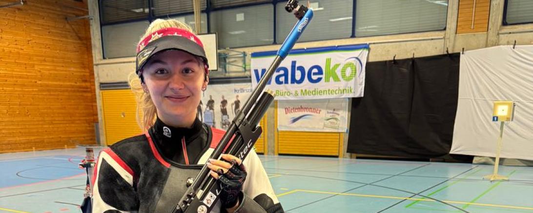 Die Schweizerin Vivien Jäggi startet für Mertingen in der Bundesliga.