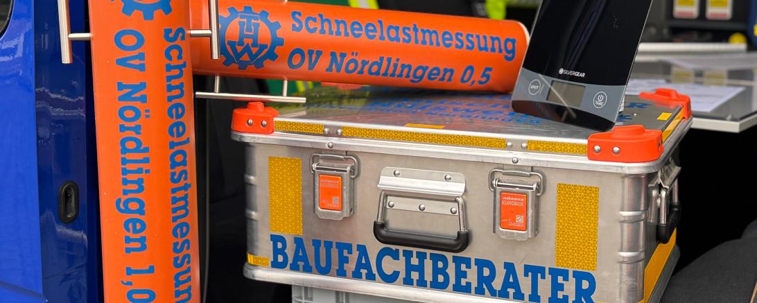 Die Schneelastmessung ist eine besondere Fähigkeit des THW Nördlingens.