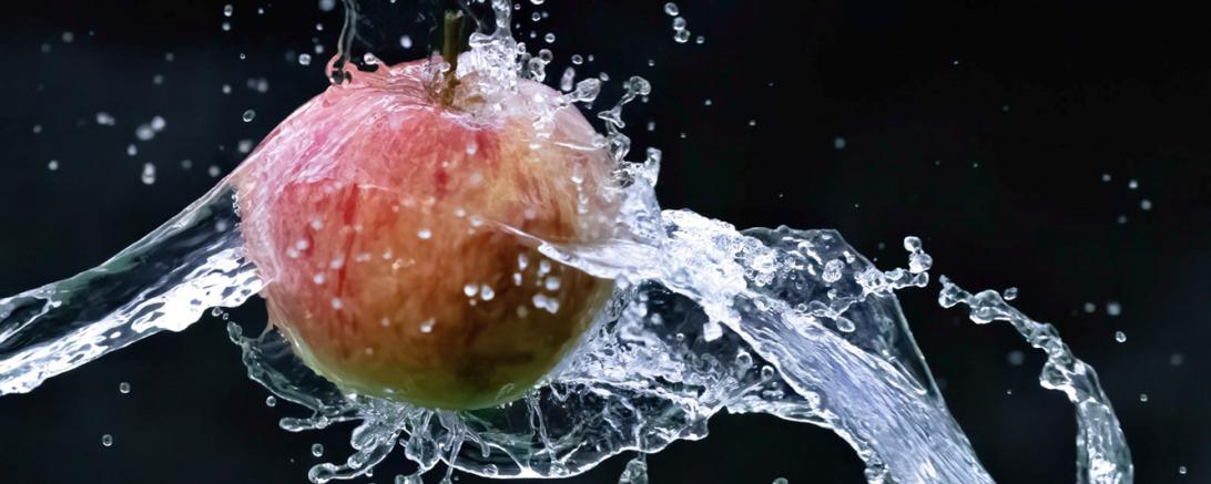 Sieger des Jahreswettbewerbs war das Foto „Splash" von Gerhard Meyer.