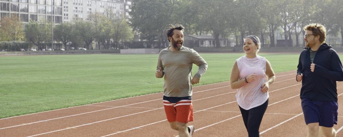 Bereits 30 Minuten Bewegung am Tag reichen aus, um das Immunsystem zu stärken. 