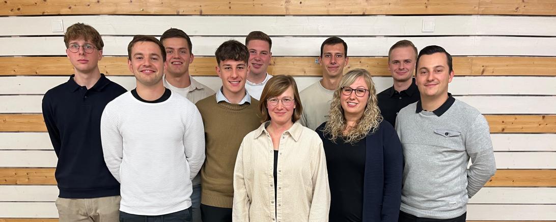 Ein Teil der Kandidaten, die sich am 8. März zur Wahl stellen. 