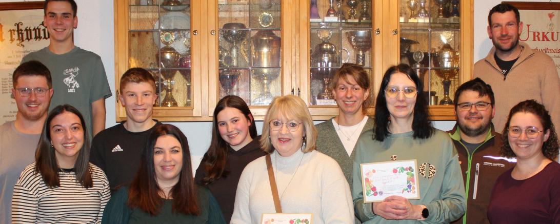 Spendenübergabe Theaterspieler 