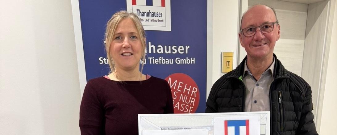 Auf dem Bild zu sehen (von links): Brigitte Stanzel, Erwin Seiler.