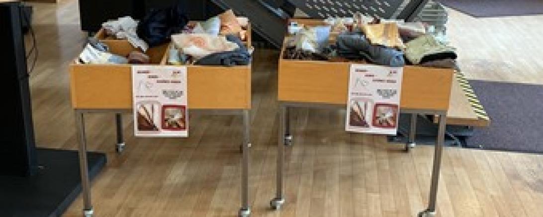 Stoff-Tauschbörse in der Stadtbibliothek Nördlingen 