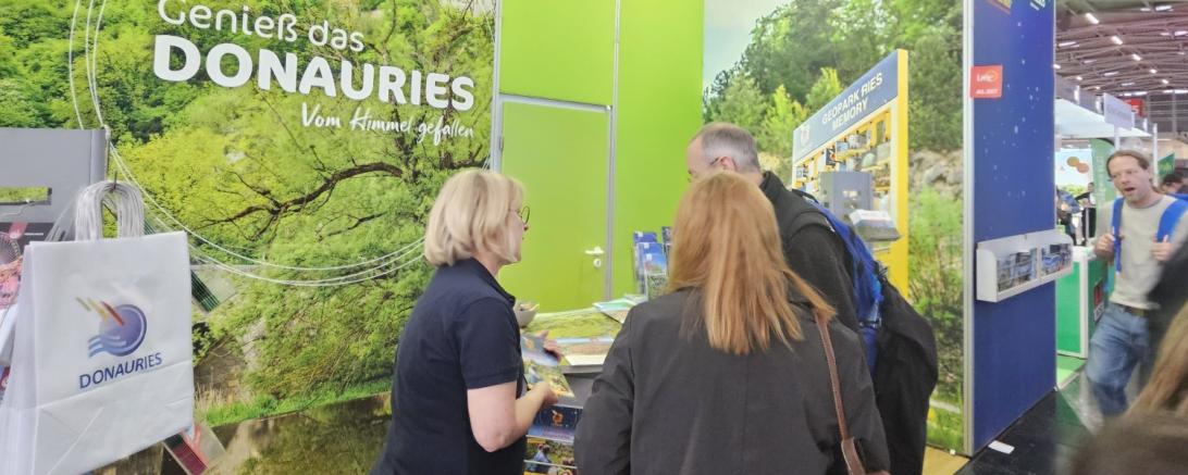 Am Messestand auf der f.re.e in München