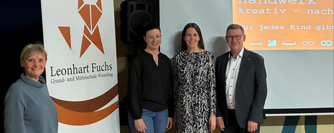  Margit Stimpfle, Stefanie Estner, Ramona Brandt, Landrat Stefan Rößle