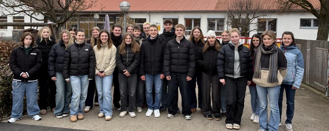 Die Teilnehmer des P-Seminars Sport bereiten intensiv das inklusive Spiele- und Sportfest mit der Hermann-Keßler-Schule vor.