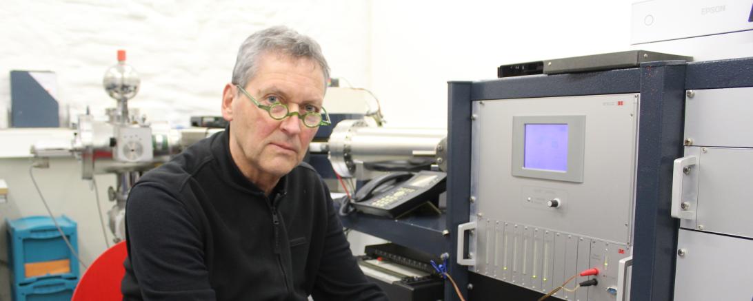 Prof. Dr. Stefan Hölzl