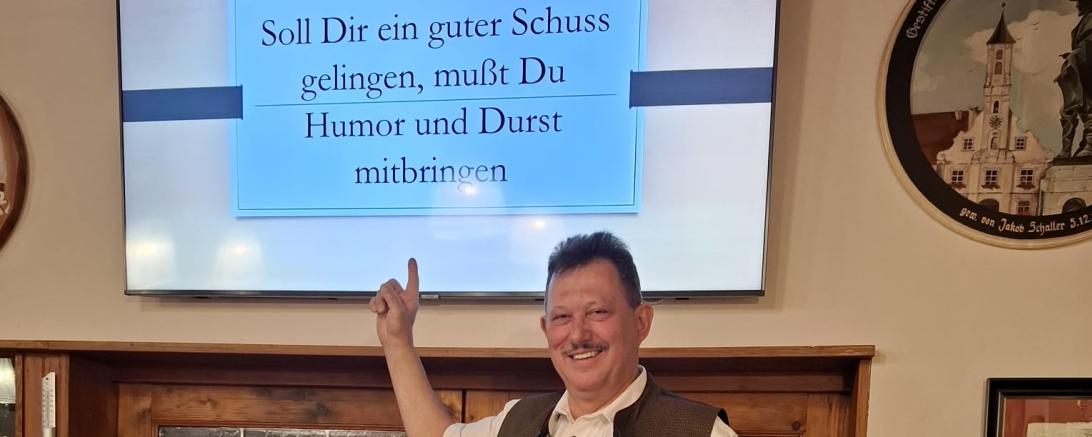 Referent und Organisator Lorenz Grünwald