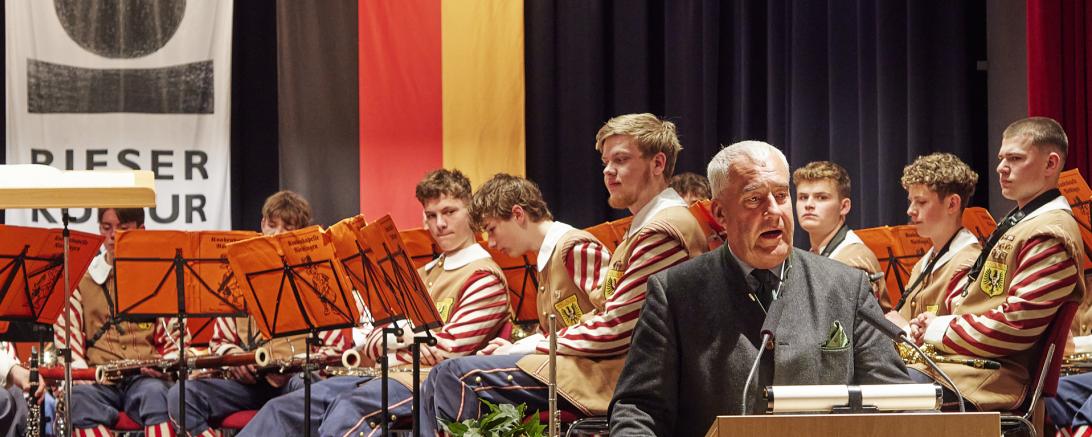 Mit einer feierlichen Auftaktveranstaltung im Stadtsaal „Klösterle“ wurden am vergangenen Freitag, 17. April 2026, die 26. Rieser Kulturtage offiziell eröffnet
