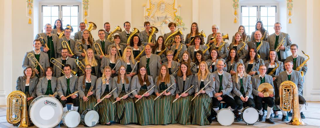Musikerinnen und Musiker der Stadtkapelle Harburg