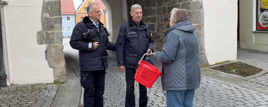 Ehrenamtliche der Sicherheitswacht sind nun auch in Monheim unterwegs. 