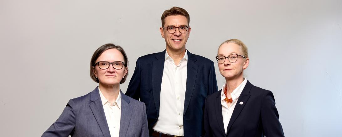 Dominika Steinberger, Thilo R. Pomykala und Pia Kollmar bilden die Geschäftsführung.
