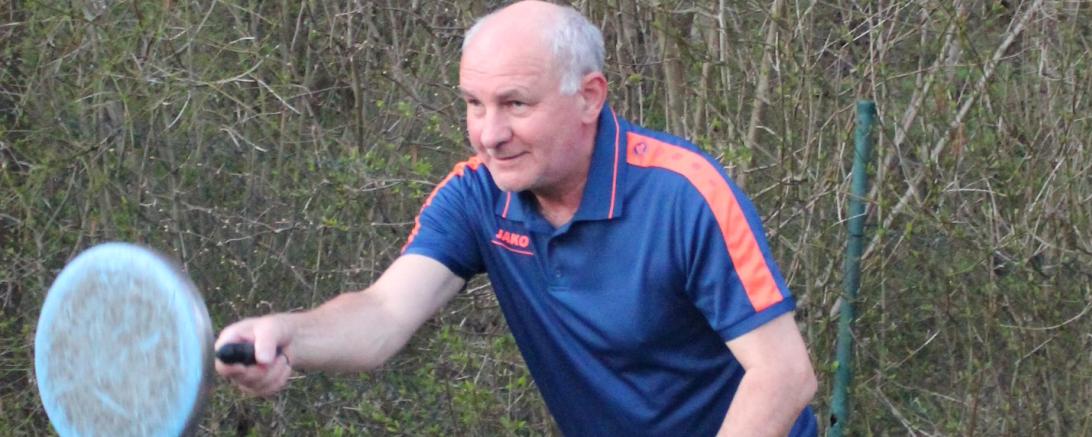 Bilder zeigen den ersten Schützen Achim Schreiber.