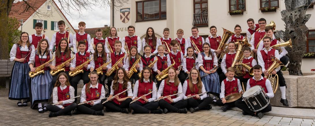 Die Veranstaltungsreihe „Musik am Marktplatz“ startet mit einem Konzert der Jugendkapelle Deiningen am 8. Mai 2026.
