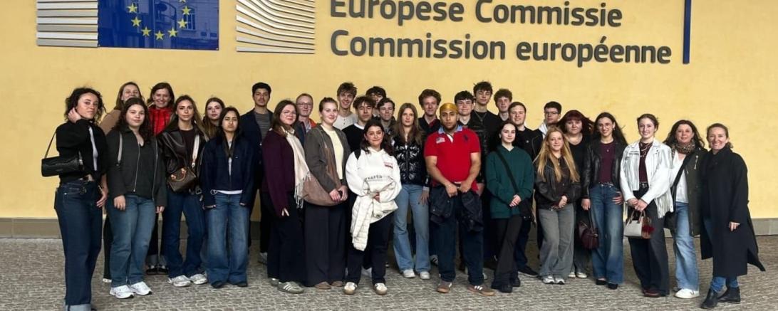 Gruppenfoto Brüssel FOSBOS