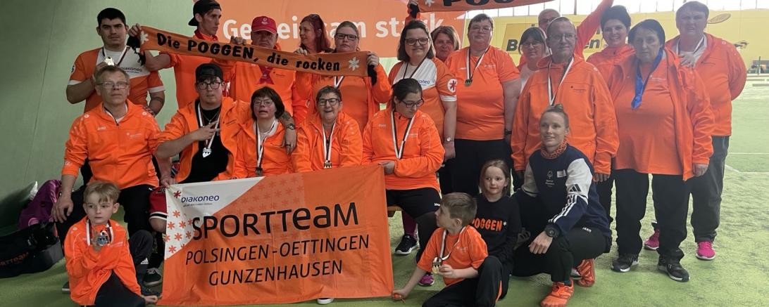 Das Bild zeigt das erfolgreiche Team. 