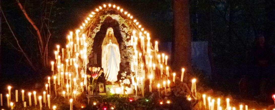 Lichterprozession Lourdesgrotte