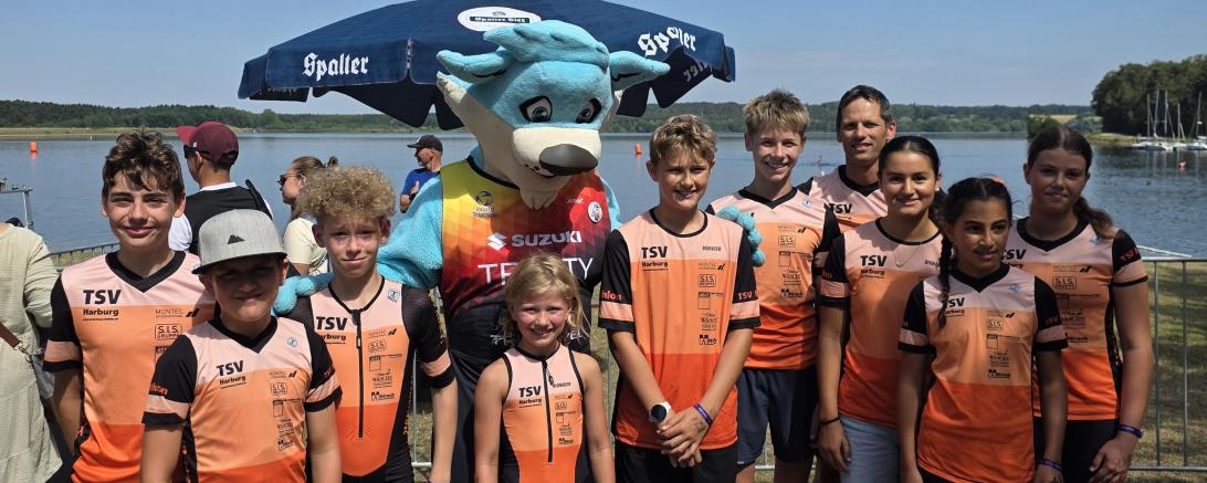 Die Starter vom Samstag mit dem Maskottchen Trinity der DTU.