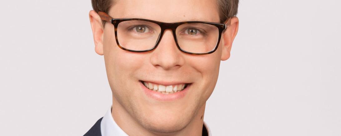 Zum 1. Juni übernimmt der 33-jährige Bezirksrat Frederik Hintermayr aus Asbach-Bäumenheim den Vorsitz der SPD-Fraktion im Bezirkstag von Schwaben.