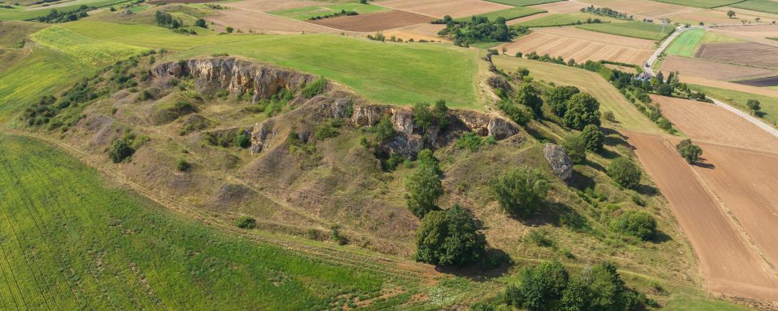 Der Goldberg mit Ipf und Blasienberg im Hintergrund
