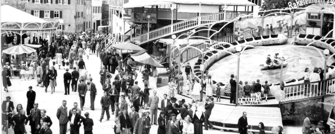 Historisches Foto Mess' in der Stadt