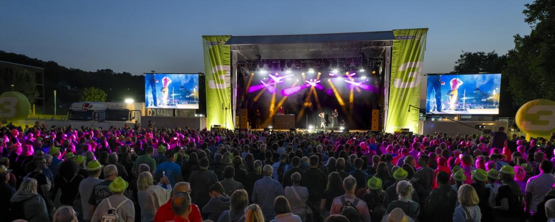 Für gute Stimmung sorgt am Abend wie gewohnt ein hochkarätig besetztes Popkonzert bei freiem Eintritt: in Nördlingen gastiert am 2. August LOI.
