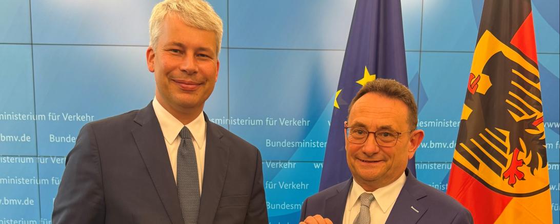 Ulrich Lange wird erneut zum Parlamentarischen Staatssekretär im Verkehrsministerium ernannt.