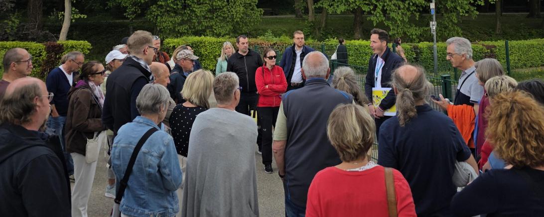 Die Landesgartenschau 2028 wird in einer Führung vorgestellt.