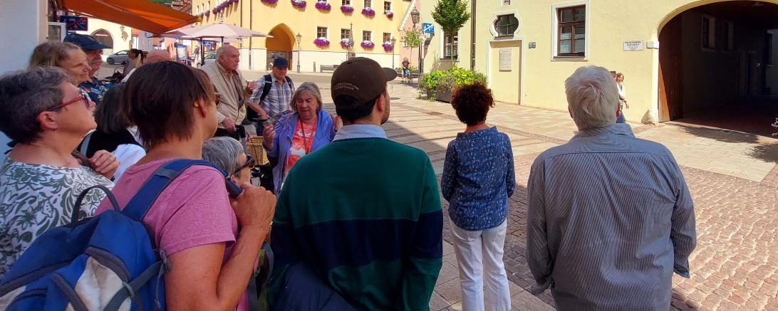 Mit den Führungen der Städtischen Tourist Information gewinnt man einen neuen Blick auf Donauwörth.