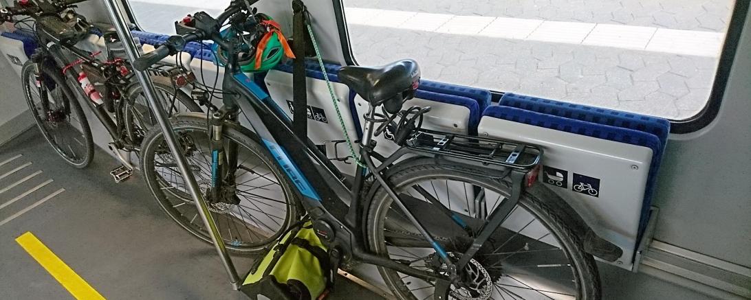 Nicht immer ist das Reisen mit Rad und Bahn so problemlos wie auf dem Foto